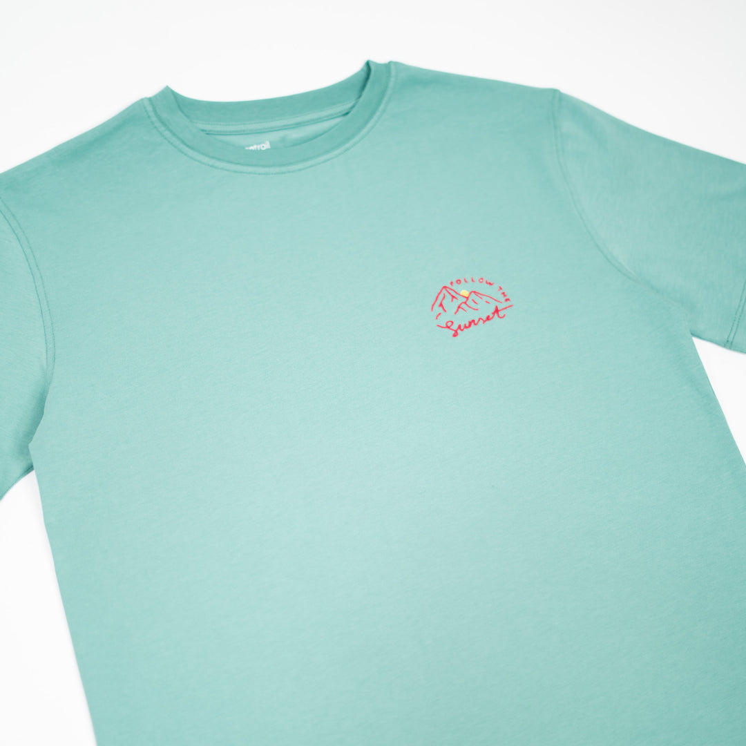 Follow The Sunset Tshirt - Su Yeşili