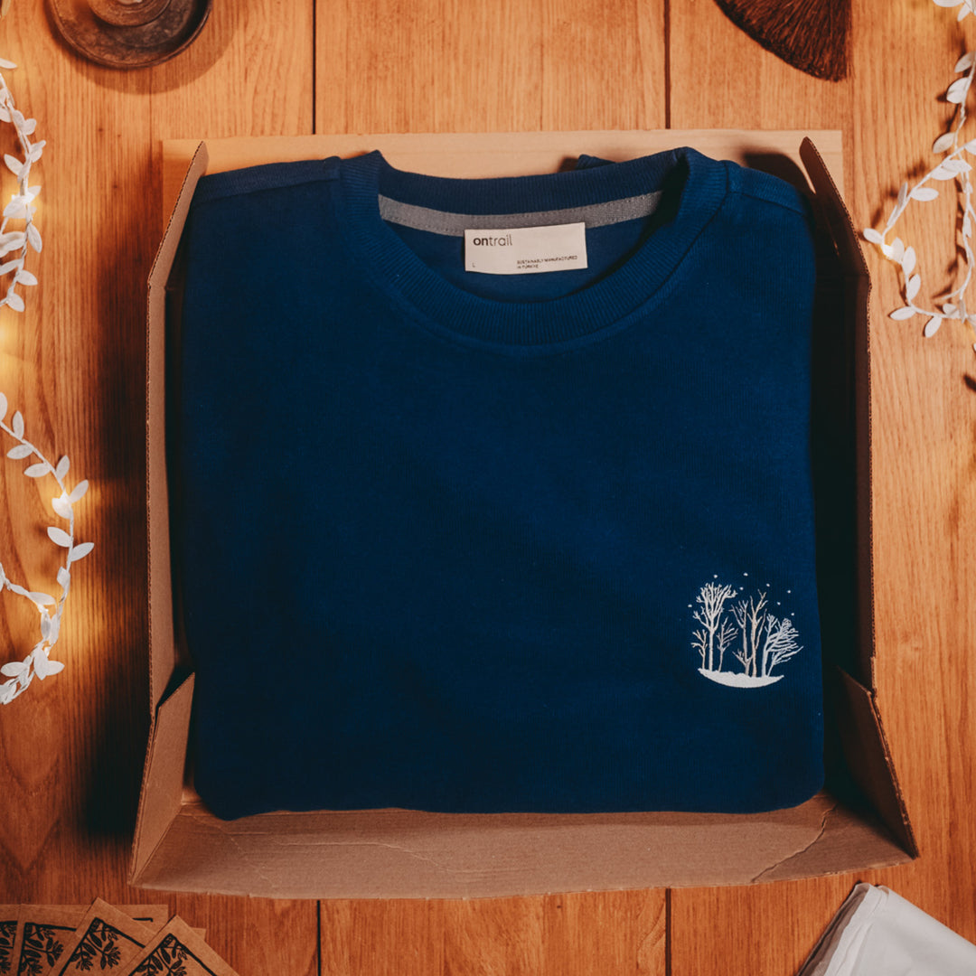 Winter Forest Sweatshirt - Gece Mavisi